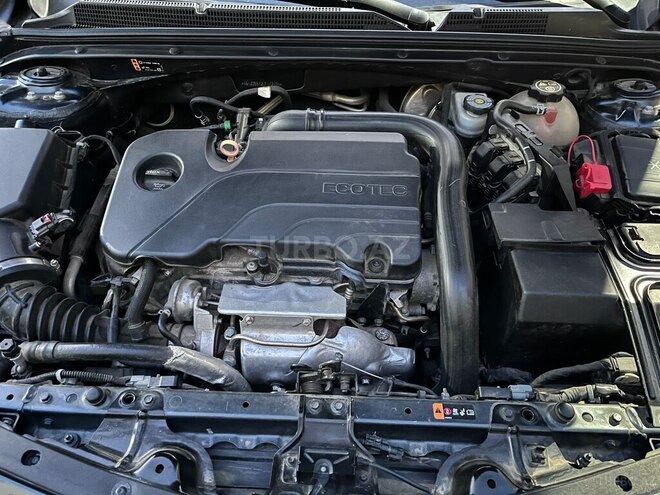 Chevrolet Malibu-14