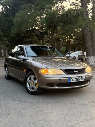 Opel Vectra-3