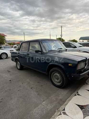 LADA (VAZ) 2107-2