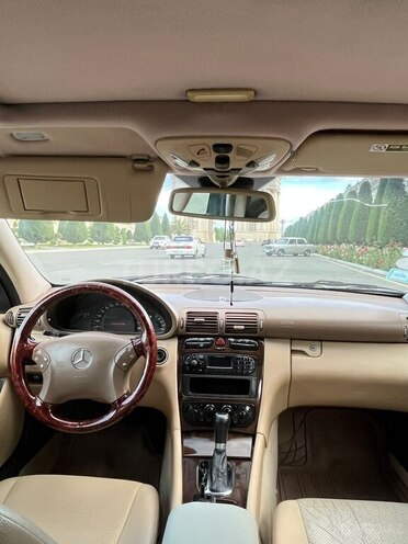 Mercedes C 240-6