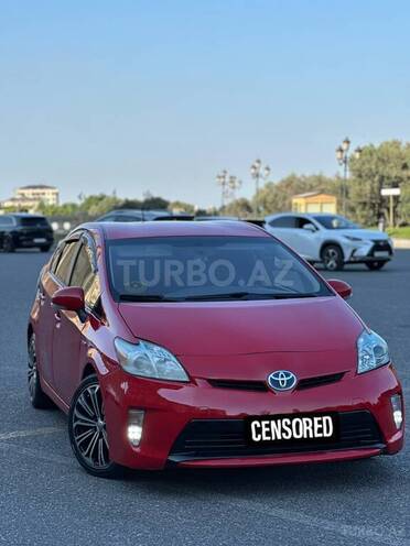 Toyota Prius-7