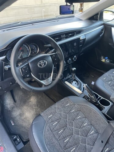 Toyota Corolla-9