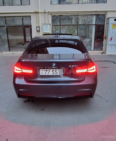 BMW 330-4