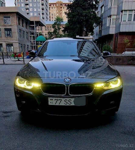 BMW 330-1