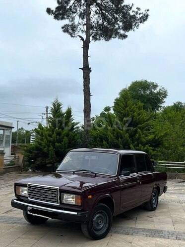 LADA (VAZ) 2107-1