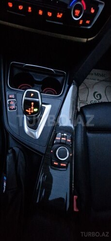 BMW 330-15