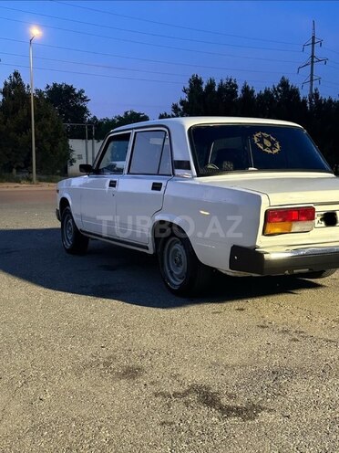LADA (VAZ) 2107-2