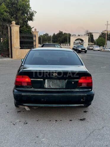 BMW 523-4