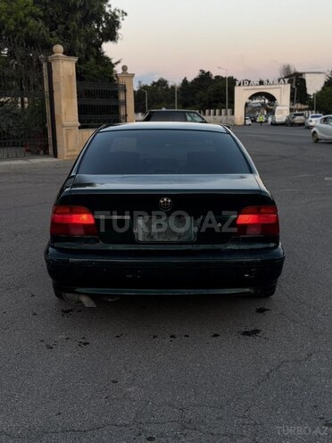 BMW 523-3