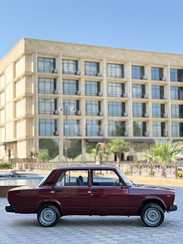 LADA (VAZ) 2107-2