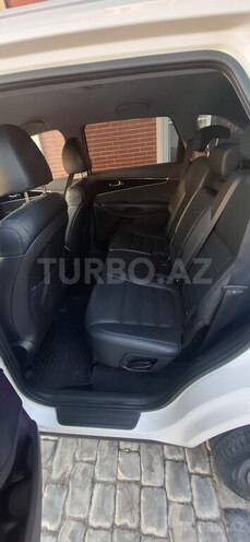 Kia Sorento-9