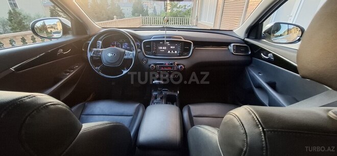 Kia Sorento-7