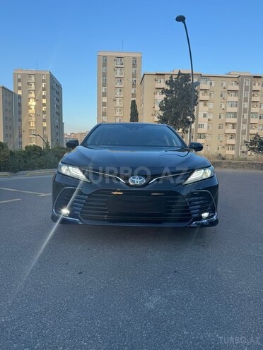 Toyota Camry-1