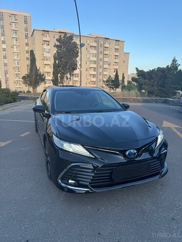 Toyota Camry-3