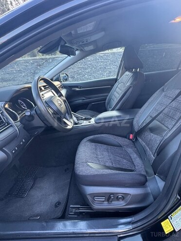 Toyota Camry-6