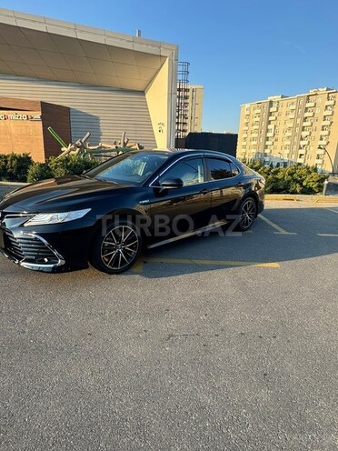 Toyota Camry-15