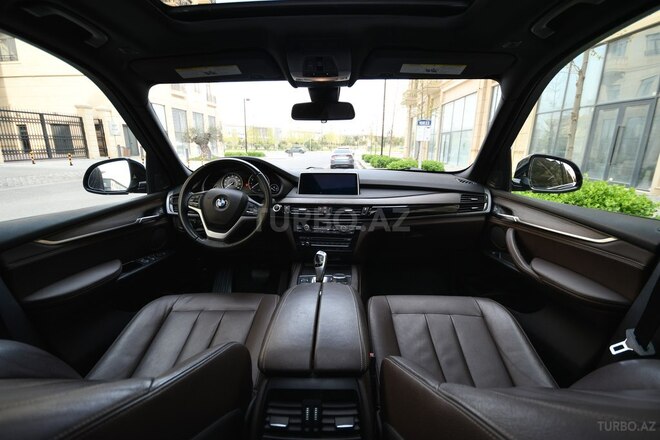 BMW X5-8