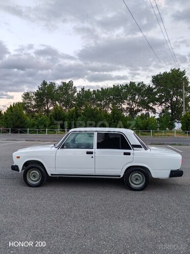 LADA (VAZ) 2107-3