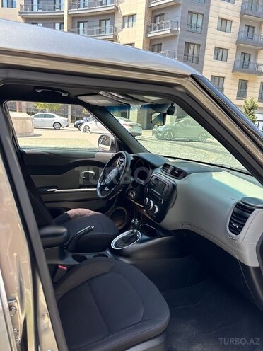 Kia Soul-13