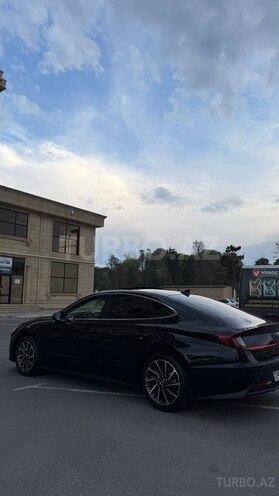 Hyundai Sonata-5