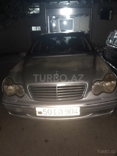 Mercedes C 200-1