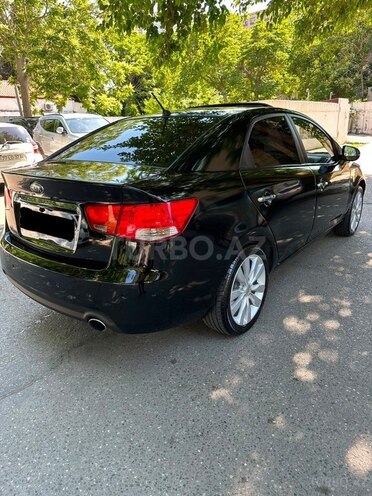 Kia Cerato-10