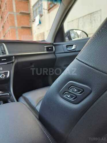 Kia K5-6