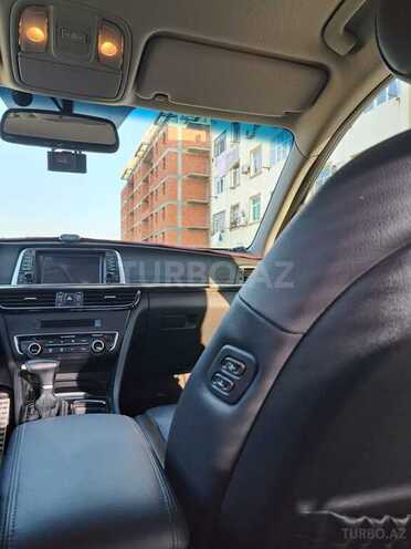 Kia K5-15
