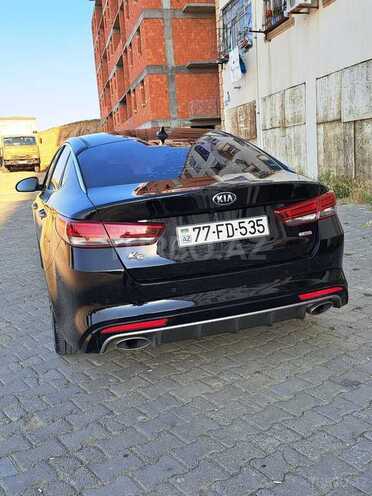 Kia K5-4