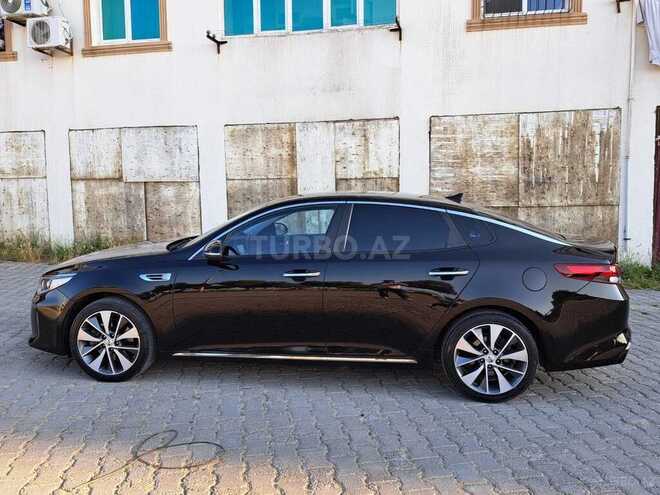 Kia K5-3