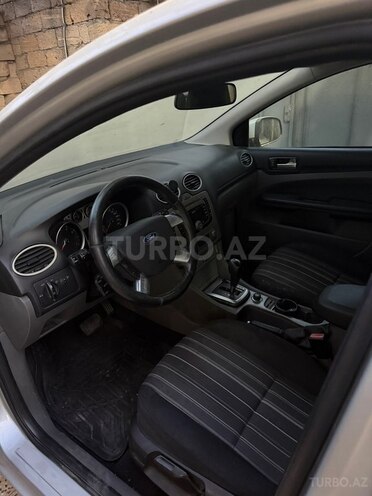 Ford Focus-7