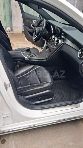 Mercedes C 300-8