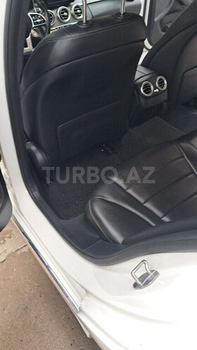 Mercedes C 300-11