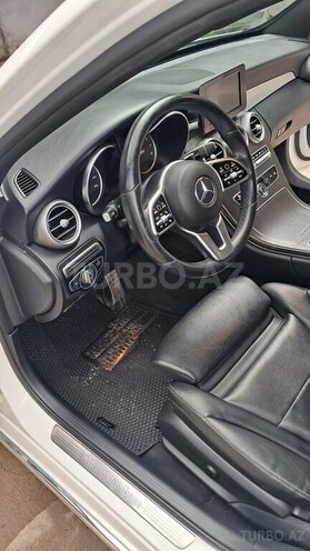 Mercedes C 300-13