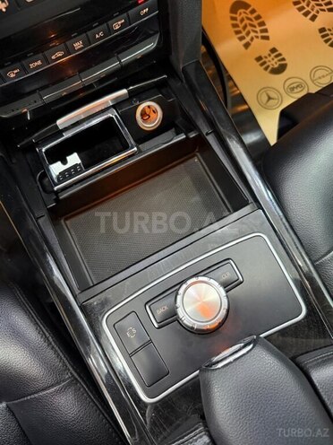 Mercedes E 350-10