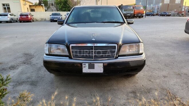 Mercedes C 220-1