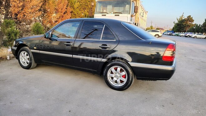 Mercedes C 220-13