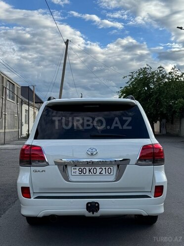 Toyota Land Cruiser-5