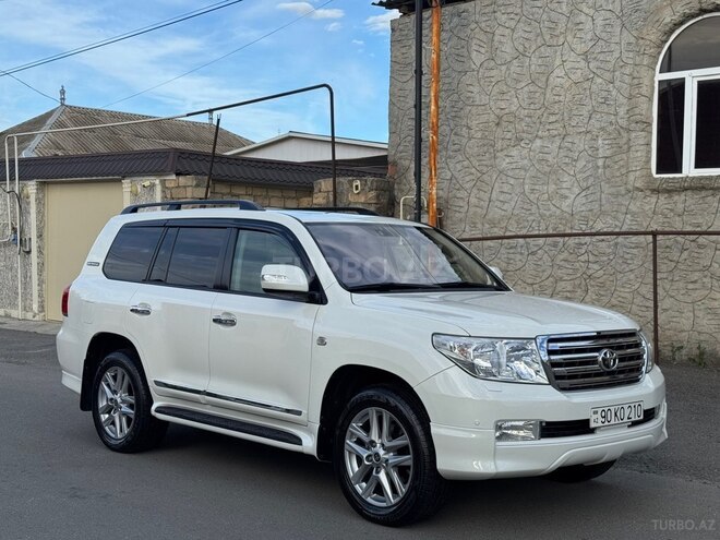 Toyota Land Cruiser-7