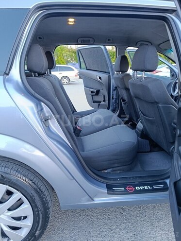 Opel Astra-13