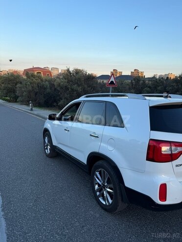 Kia Sorento-4