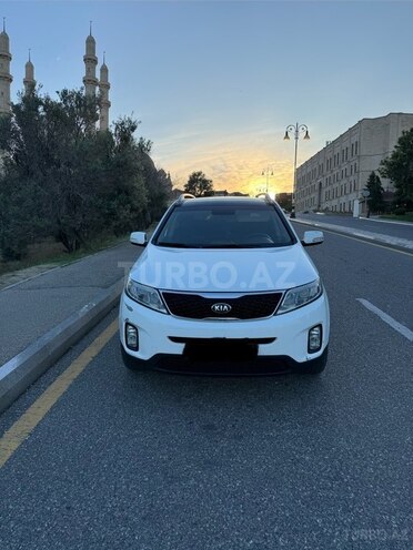 Kia Sorento-1