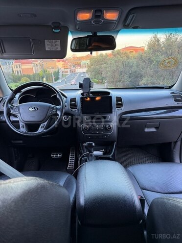 Kia Sorento-5