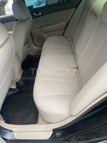 Hyundai Sonata-6
