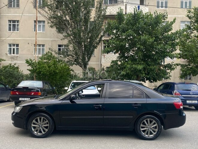 Hyundai Sonata-8