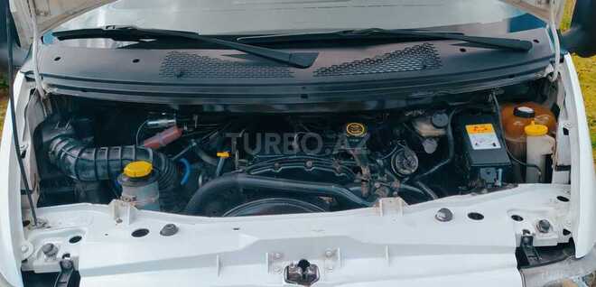 Ford Transit-10