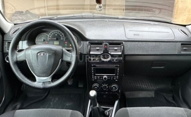 LADA (VAZ) Priora-5