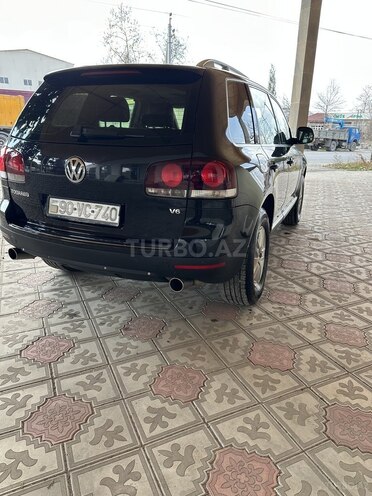 Volkswagen Touareg-2
