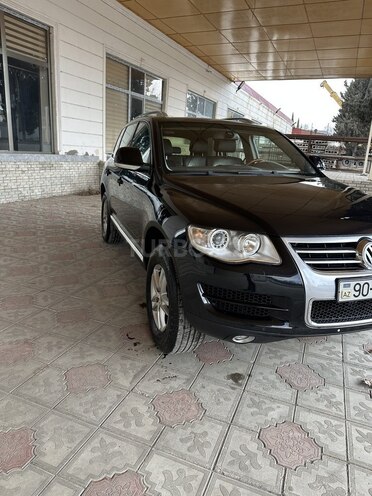 Volkswagen Touareg-3