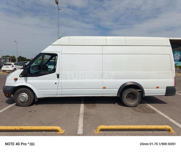 Ford Transit-2